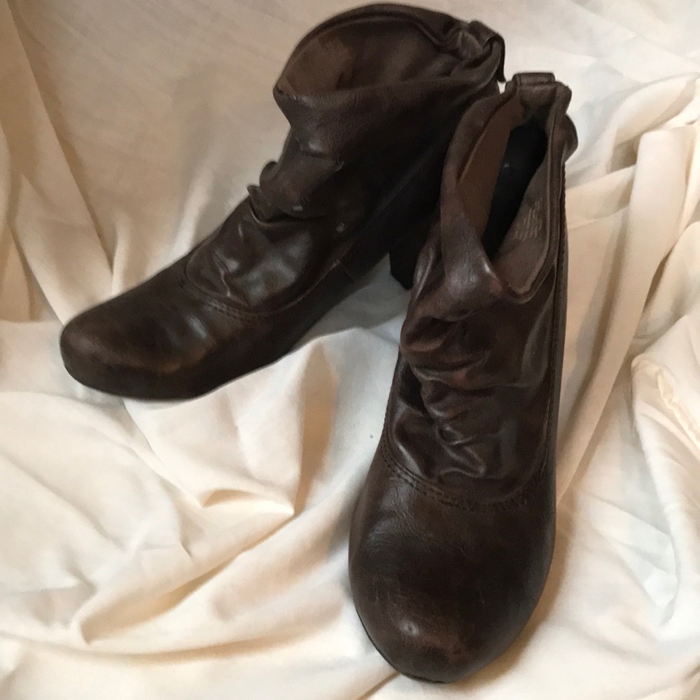 Booties by Kenneth Cole Reaction
